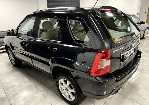 Kia Sportage cena 29500 przebieg: 197000, rok produkcji 2009 z Łowicz małe 631